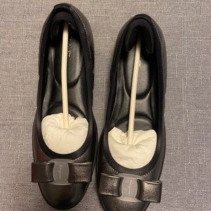 Salvatore, Ferragamo, Savina women’s AntraSite ballet flats NWT